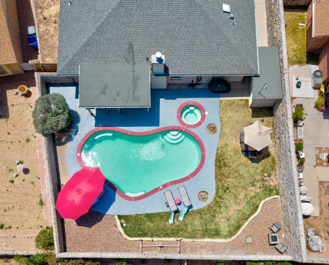 Home With Mountain View/Pool/Tub Ел Пасо Екстериор снимка