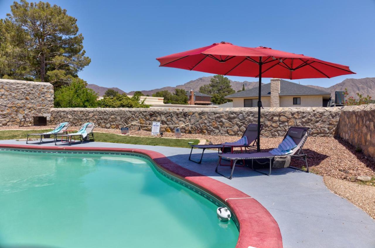 Home With Mountain View/Pool/Tub Ел Пасо Екстериор снимка